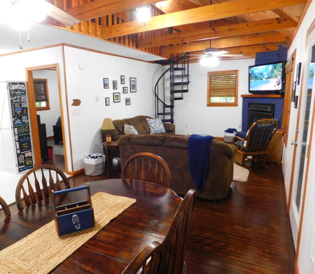 Trailseeker Cabin W King Bed Hot Tub At Red River Gorge Natural Bridge Stanton 外观 照片